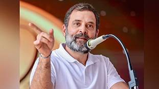 सूरत की अदालत से ही विपक्षी एकता की सूरत निकलनी थी!