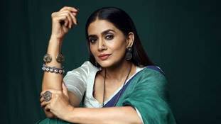 सोनाली ने कहा लड़कियां आलसी हैं उन्हें अच्छी नौकरी वाला पति चाहिए, इस बात के कितने मायने हैं?