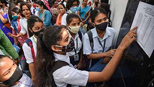 परीक्षा ज़िंदगी भर चलेगी, बस हारना नहीं है...