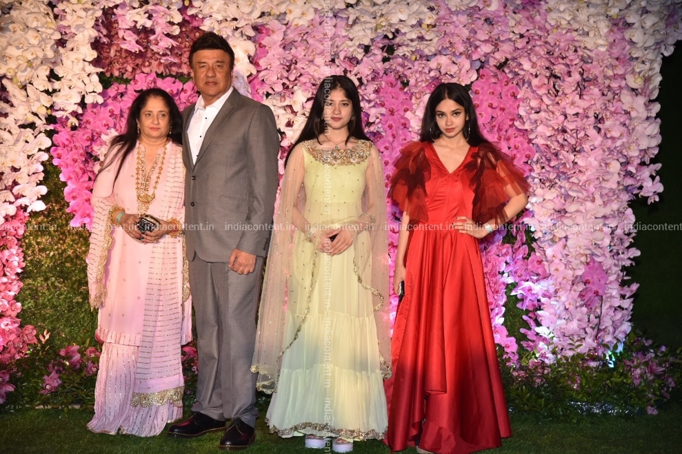 Buy Anu Malik And Family Arrive At Akash Ambani Shloka Mehta Wedding Party Pictures Images Photos By Milind Shelte Entertainment Pictures Rajesh mehta runs rajesh exports, the world's largest gold exporter, which he started in 1989 with his brother prashant mehta. akash ambani shloka mehta wedding party