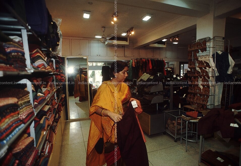 Buy Fabindia Store In New Delhi Pictures Images Photos By Shome Basu Archival Pictures An affluent neighbourhood in south delhi, hauz khas village or 'hkv' is known for its electric nightlife with countless cafes, bars and pubs along with art galleries, and boutiques and is amongst the top hip places to visit in delhi other than a heritage site. india content