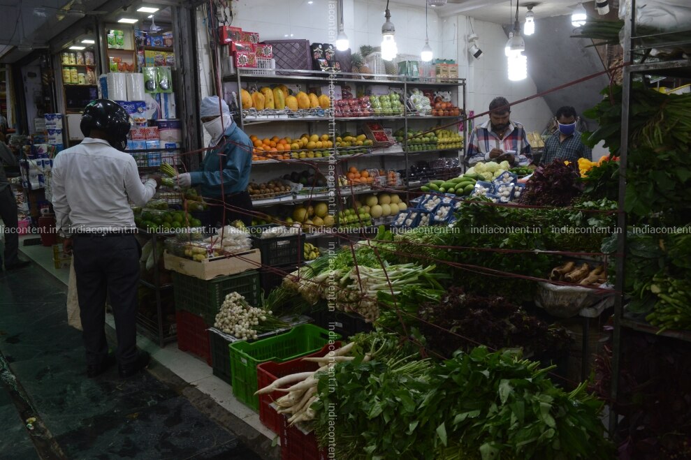 Buy Shot Of Ina Market In New Delhi Pictures Images Photos By K Asif News Pictures