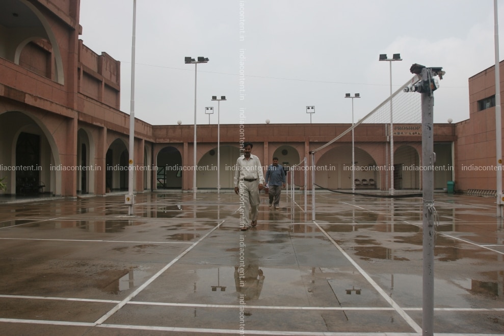 Cost Of Yamuna Sports Complex For Cwg Yamuna Sports Complex