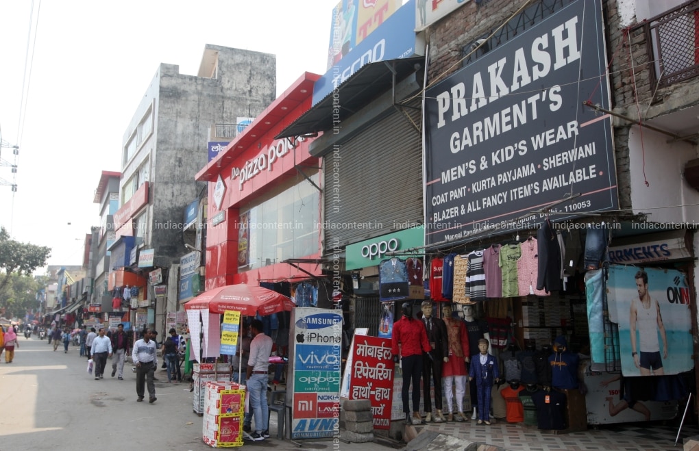 Buy Market reopens at Bhajanpura after riots Pictures, Images, Photos