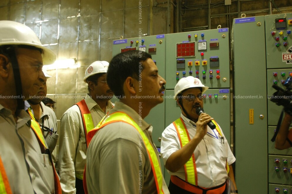 Buy DELHI METRO ELECTRICALS ROOM Pictures, Images, Photos By REUBEN SINGH - Business & Economy ...