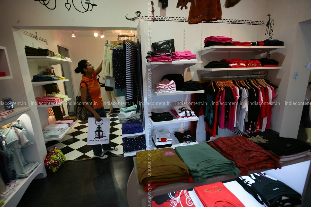Buy Nun Store Pictures Images Photos By Reuben Singh Business