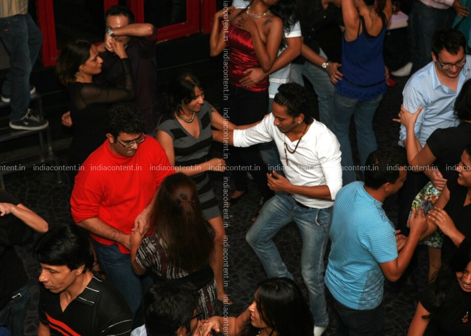 Buy Dance Factorys Presentation Of Latino Nights At Canvas Lounge Bar In Mumbai Pictures Images Photos By Bhaskar Paul News Pictures There is no dearth of nightclubs, pubs and bars in mumbai. india content