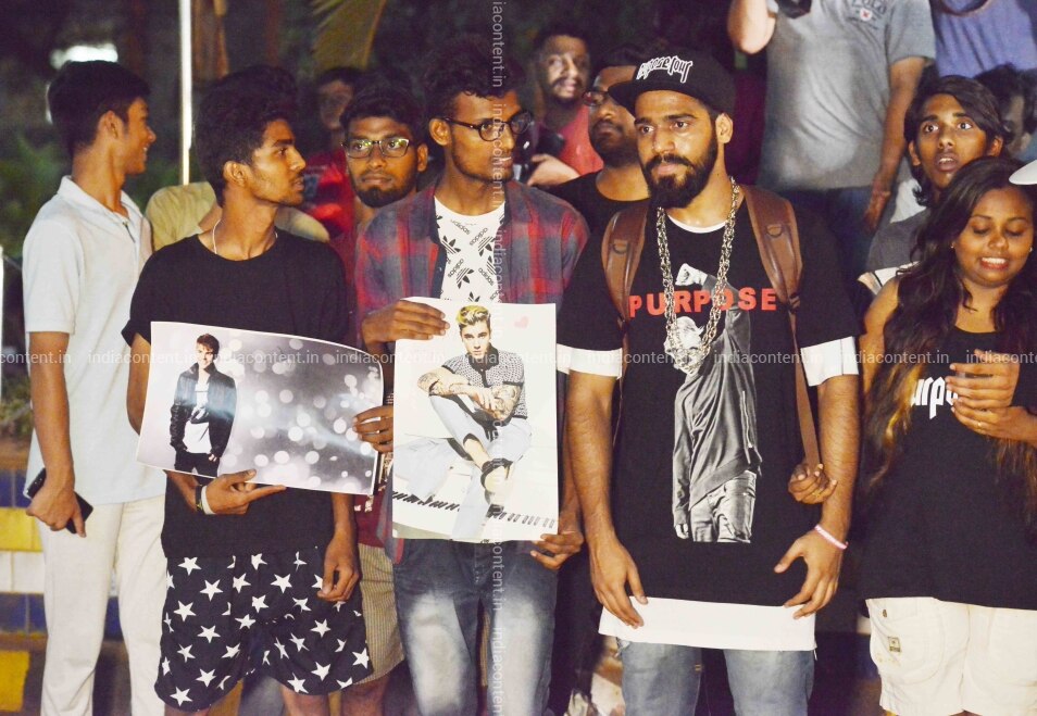 Buy Justin Beiber S Concert In Mumbai Pictures Images Photos By Milind Shelte Entertainment Pictures The legendary entertainer has been in the game for awhile now where can i buy justin bieber concert tickets? india content