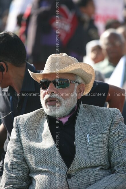 Buy Narendra Modi Clicked During Kite Festival In Ahmedabad Pictures Images Photos By Shailesh Raval News Pictures Vibrant gujarat kite festival marks a new record of religious tradition blend with economic development. india content