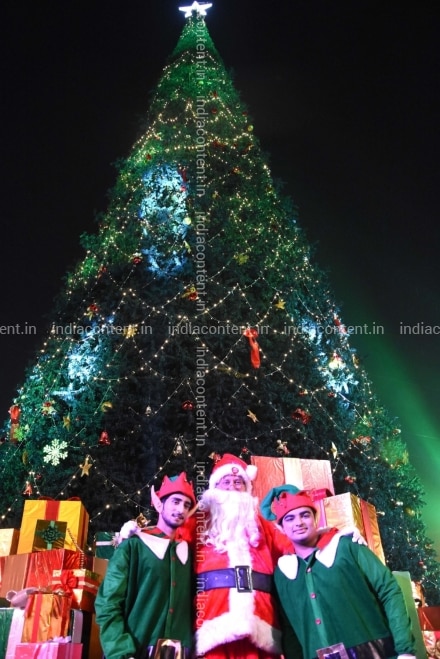 Buy Mumbai Jio Wonderland At Jio World Garden In Bandra Kurla Complex Bkc In Mumbai On Dec 25 2019 Photo Ians Pictures Images Photos By Ians Others Pictures Please observe safe management measures if you are visiting our parks and gardens. indiacontent