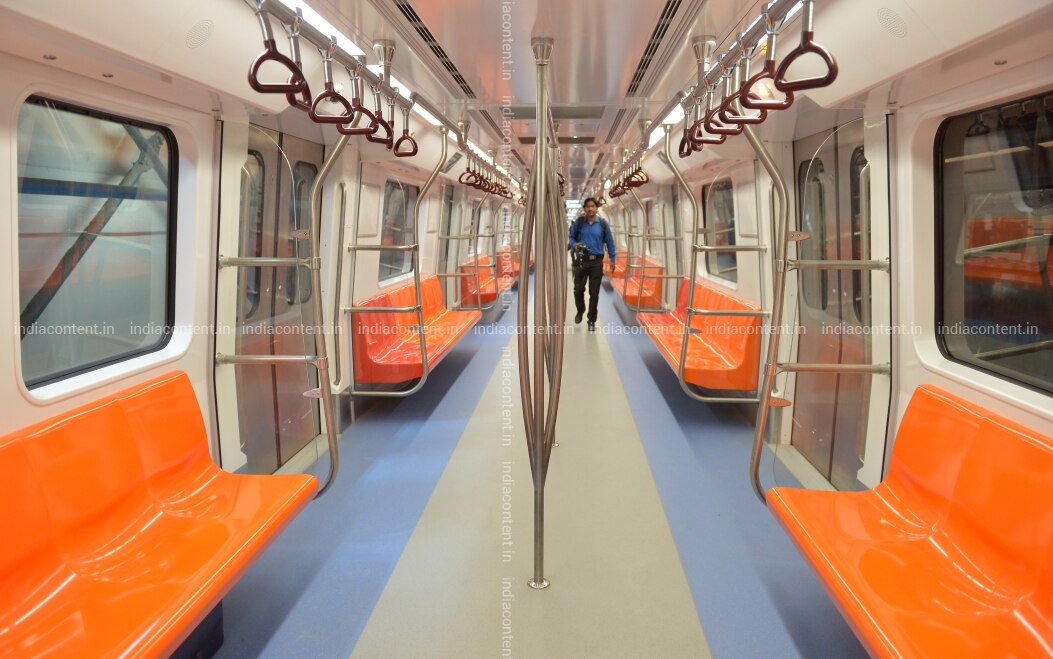 Buy Delhi Metros new Hyundai Rotem train Pictures, Images, Photos By K ...