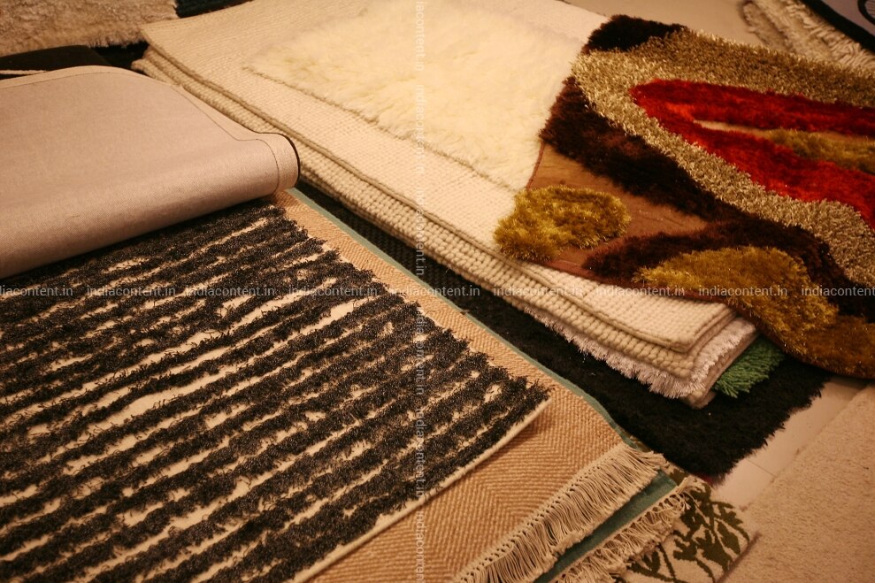 Buy Square Foot Rugs and Carpets Store in Gurgaon Pictures, Images