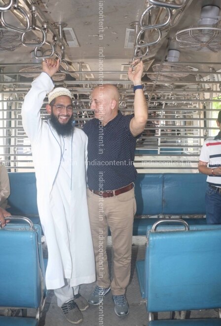 Buy Mumbai Anupam Kher Takes Local Train From Cst To Bandra In Mumbai On June 2 2018 Photo Ians Pictures Images Photos By Ians Entertainment Pictures Select the right search result and navigate to the page that lists trains between stations. indiacontent