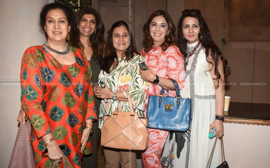 Buy Mumbai Actor Ranjeets Wife Nazneen Bedi Chocolatier Zeba Kohli And Actress Poonam Dhillon At The Launch Of A Designer Store In Mumbai On July 21 2018 Photo Ians Pictures Images Photos House wife 28 years wanted to chat with guys. buy mumbai actor ranjeets wife nazneen