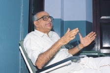 Buy Pk Vasudevan Nair Kerala Chief Minister Speaking With Action Pictures Images Photos By Shankar Archival Pictures