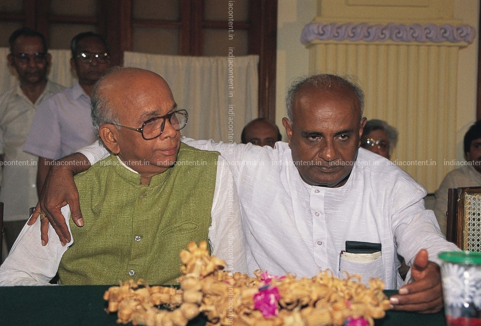 Buy HD DEVE GOWDA WITH JH PATEL Pictures, Images, Photos By HK