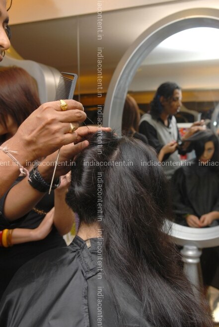 Buy Juice Hair Saloon Pictures Images Photos By Mandar Deodhar Archival Pictures Tripadvisor sitesinde 5 üzerinden 5 puanla derecelendirilmiş ve londra bölgesindeki 23.148 restoran arasında 8.344. india content