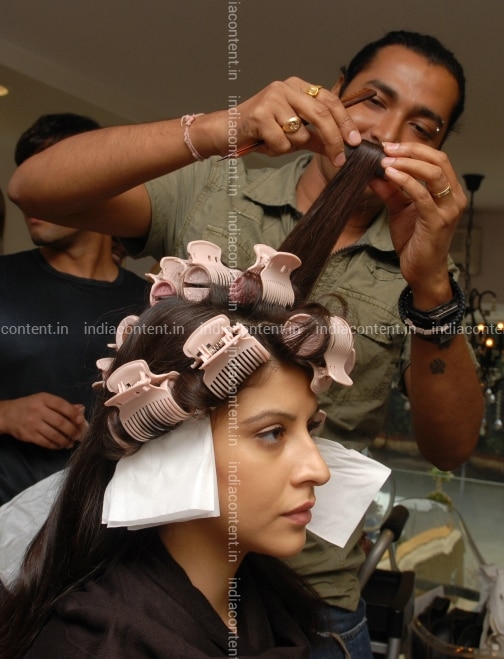 Buy Juice Hair Saloon Pictures Images Photos By Mandar Deodhar Archival Pictures Juice, the moniker given to join us in complete entertainment suggests a refreshing, completely relaxed way of getaway from the daily bustles of your life. india content