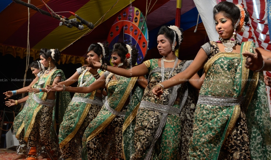 Buy Tamasha Story Pictures Images Photos By Mandar Deodhar Archival Pictures Mangla bansode lawani goa panaji show lokstav 2016 kala akadami goa panaji. buy tamasha story pictures images photos by mandar deodhar archival pictures