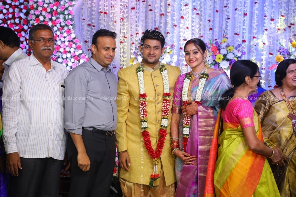 Buy Hyderabad Actor Kaushik Babu During His Wedding Reception Photo Ians Pictures Images Photos By Ians Others Pictures His mother is sharada, who has worked in raj. india content