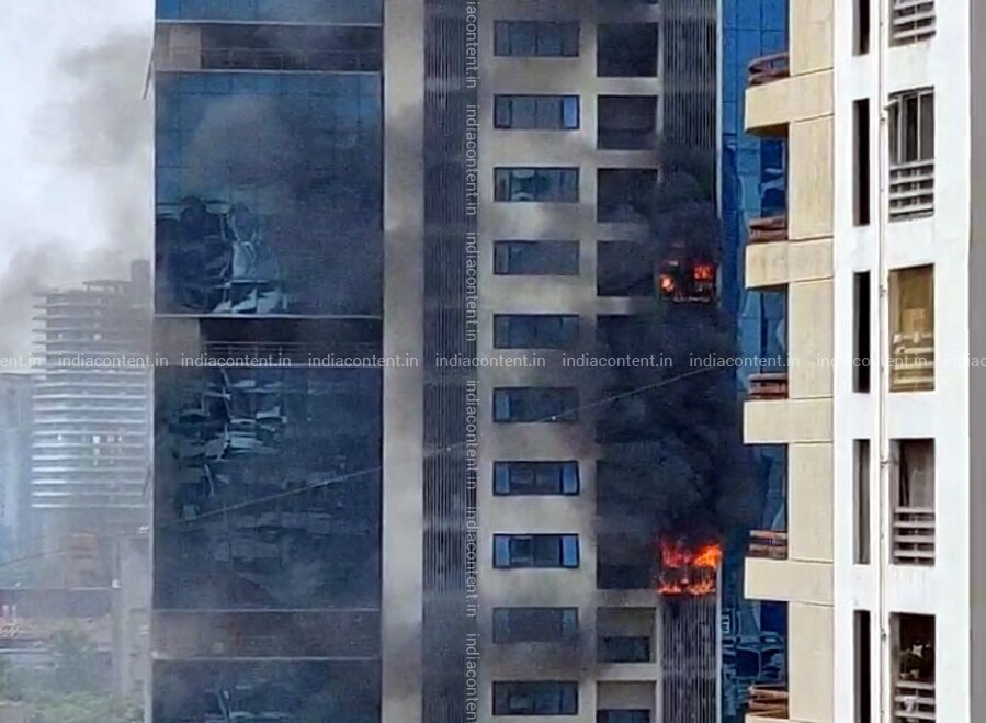 Buy Mumbai Fire Breaks Out In Peninsula Business Park Building That Houses Several Bollywood Production Houses At Andheri West In Mumbai On Oct 14 2019 Photo Ians Pictures Images Photos By Ians