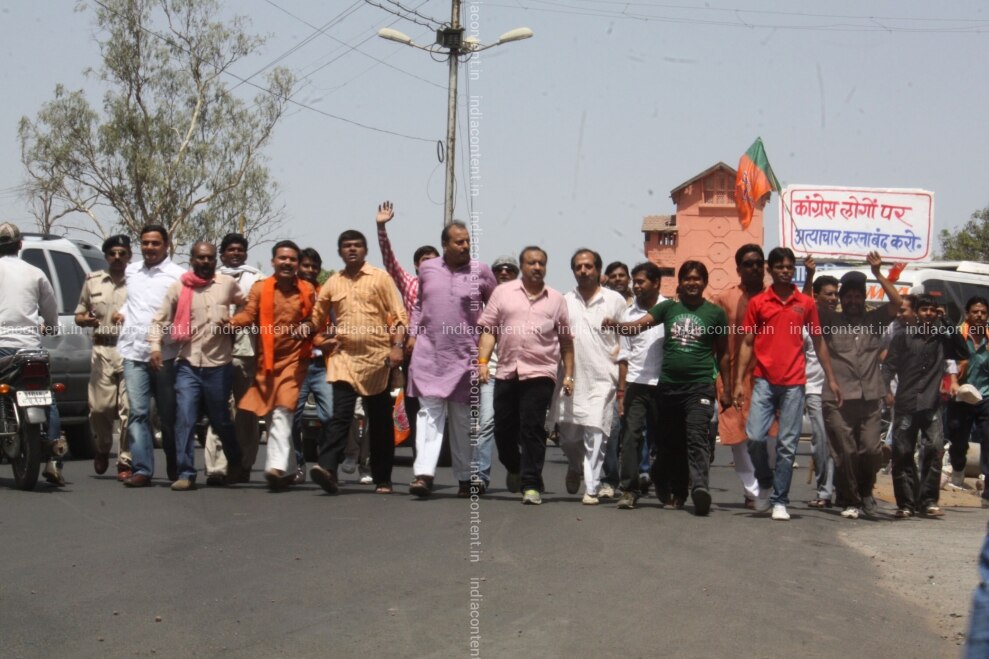 Buy Bharat Bandh Protest Against Petrol Price Hike Across India Pictures Images Photos By Purushottam Diwakar News Pictures