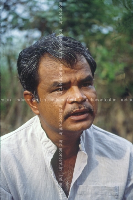 Niyogi Brahmins Niyogi brahmins are those brahmins who took up various secular vocations including military activities and gave up a religious vocation, especially the priesthood.