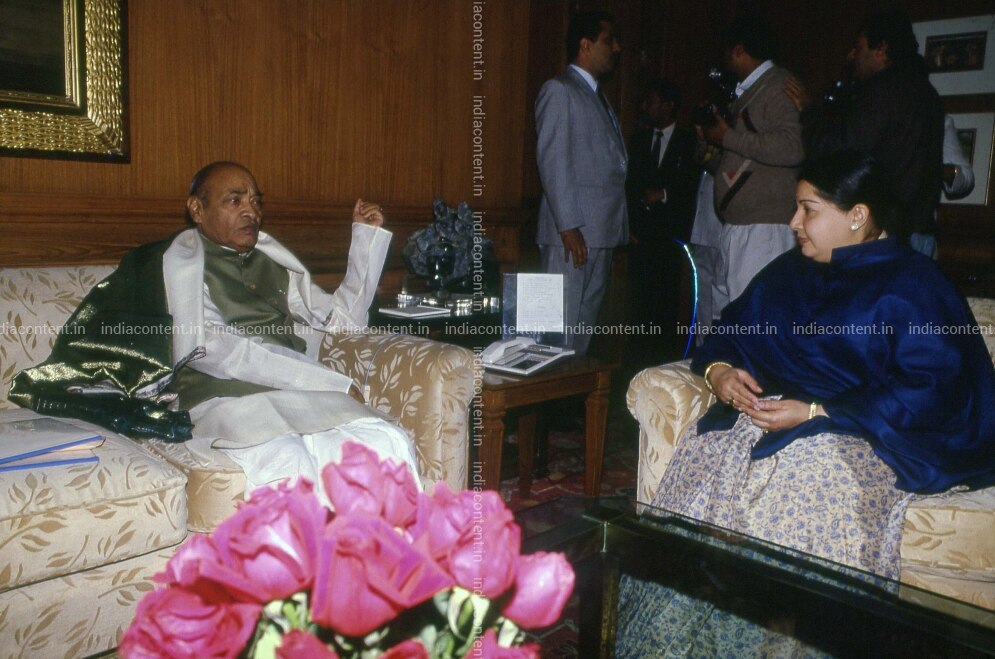 Buy Pv Narasimha Rao Prime Minister With J Jayalalitha Chief Minister Of Tamil Nadu Pictures Images Photos By Sharad Saxena Archival Pictures Who will be a better prime minister.