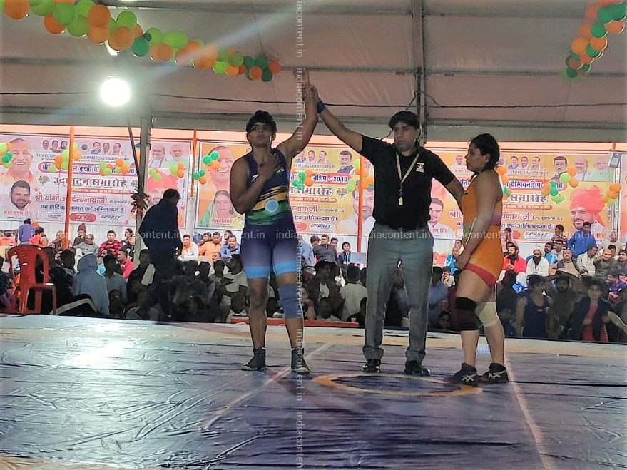 Buy Gonda Wrestler Kiran Bishnoi After Defeating Naina In The 72 Kg Category In The Finals Of Tata Motors 21st Womens National Wrestling Championship In Gonda Uttar Pradesh On Dec 1 2018 Bishnoi, johannesburg'daki 2017 commonwealth guereş sampiyonasi'nda altin madalya kazandi. buy gonda wrestler kiran bishnoi after
