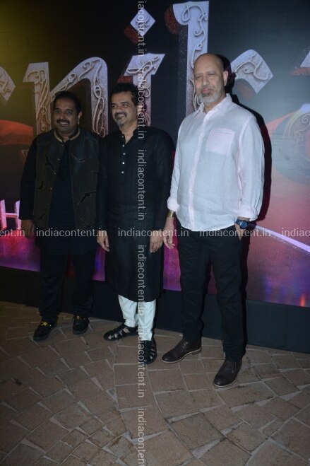 Buy Mumbai Shankar Ehsaan Loy At The Music Launch Of Upcoming Film Manikarnika The Queen Of Jhansi In Mumbai On Jan 9 2019 Photo Ians Pictures Images Photos By Ians Entertainment Pictures All the chords throughout the song. india content