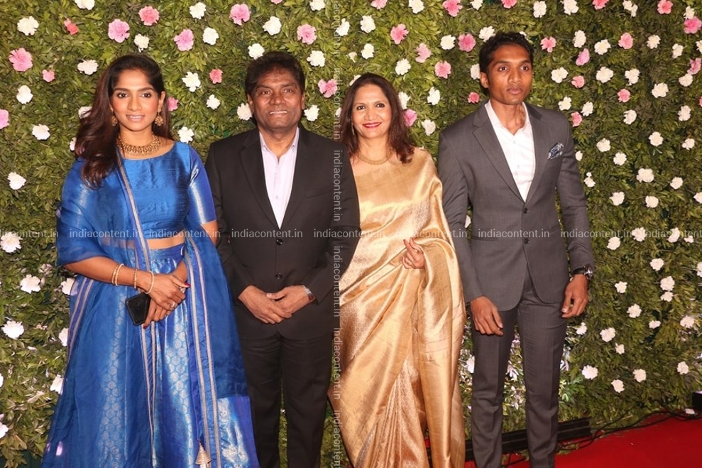 Buy Mumbai Actor Johnny Lever With His Family At The Wedding Reception Of Amit Thackeray Son Of Maharashtra Navnirman Sena Mns Chief Raj Thackeray In Mumbai On Jan 27 2019 Photo Ians Самые новые твиты от johny lever (@iamjohnylever): buy mumbai actor johnny lever with his