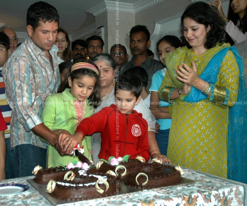 Buy Sachin Tendulkar Pictures Images Photos By Bhaskar Paul News Pictures Relying on historical valuations for it. buy sachin tendulkar pictures images