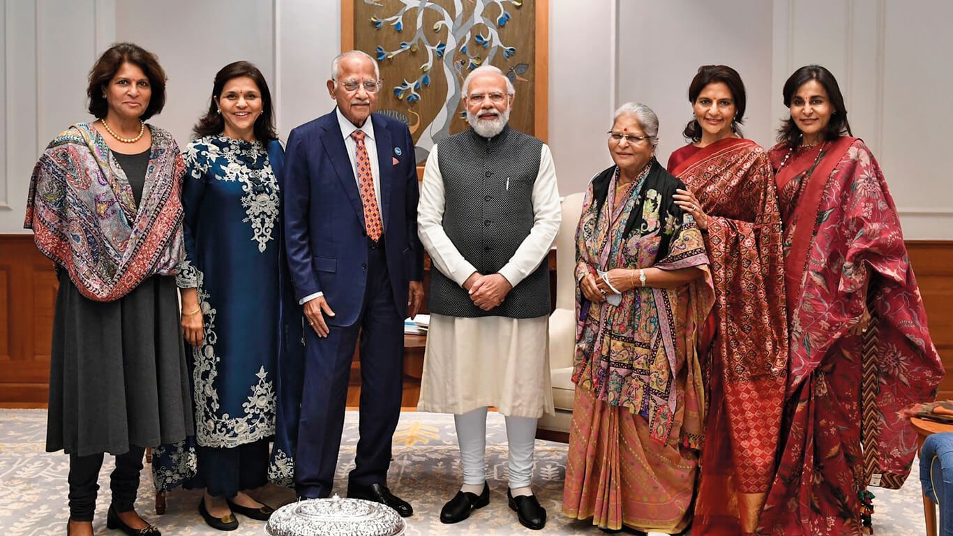 Shobana Kamineni; Sangita Reddy; Dr Prathap C. Reddy; Prime Minister Narendra Modi; Sucharitha Reddy; Preetha Reddy; and Suneeta Reddy