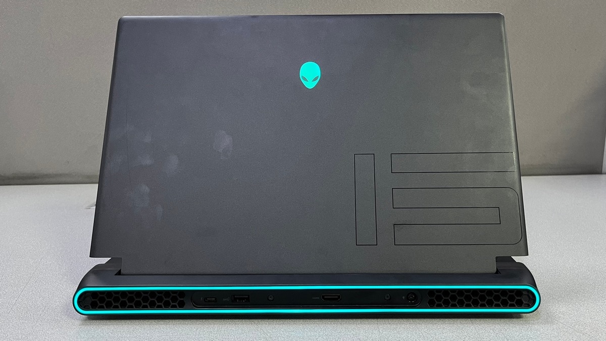 Dell Alienware m15 R7 laptop review: Capable of delivering high ...