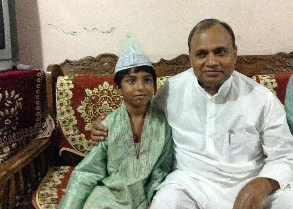 मिलिए नीतीश कुमार के 'दिमाग' से - all you need to know about ramchandra prasad singh, right hand of nitish kumar and now Member of Parliament in Rajya Sabha from Bihar