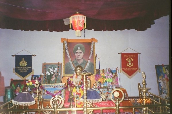 1024px-Baba_Harbhajan_Singh