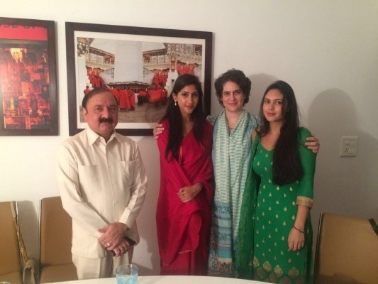 aditi singh raebareli with priyanka gandhi