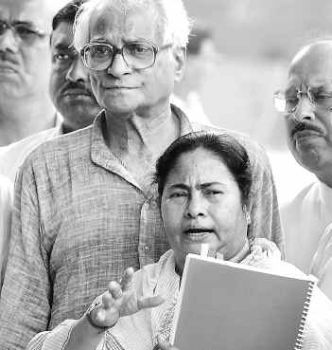 जॉर्ज फर्नांडिस के साथ ममता बनर्जी