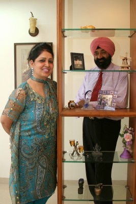 Comedian Jaspal Bhatti, engineer with wife Savita at his Residence in Mumbai, Maharashtra, India ( for Simply Punjabi )