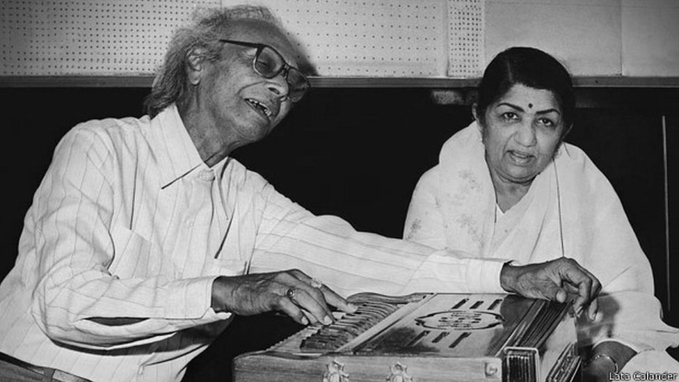 नौशाद और लता मंगेशकर (फोटो : BBC)