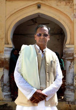 अखिलेश सिंह