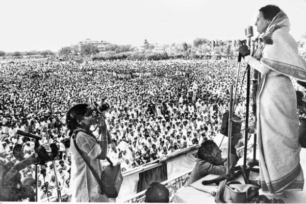 indiragandhi-kvEG--621x414@LiveMint