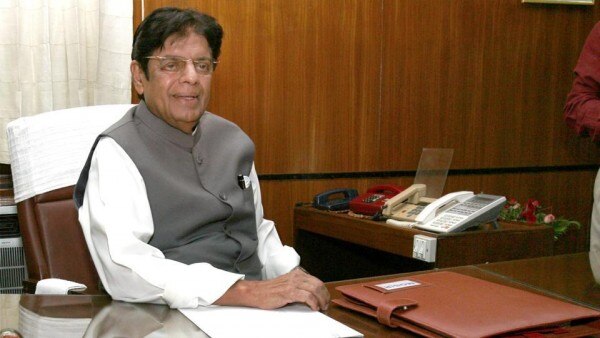 2004 में सांसद बने तो उन्हें मनमोहन सिंह की सरकार में विदेश राज्यमंत्री बनाया गया था.