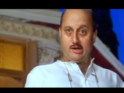 फिल्म के उस सीन में अनुपम खेर. (फ़ोटो: यूट्यूब)