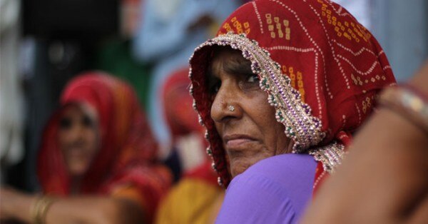 सीकर के किसान महापड़ाव में एक महिला