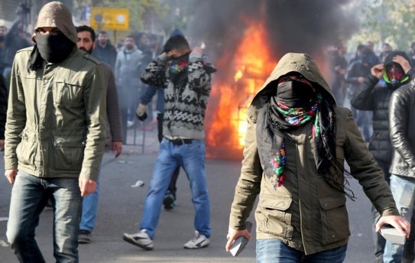 साल 2015 में कुर्दों ने तुर्की पुलिस और सेना पर हमला कर दिया था. (Photo : Reuters)
