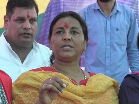 18-1508345487-indu-goswami-himachal-pradesh-bjp