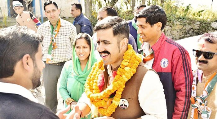 र्र्ररक्क्क्क्