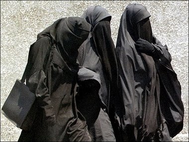 burkacladwomen