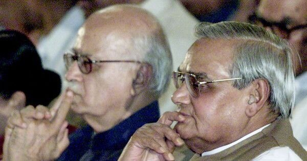 अडवाणी ऐन मौके पर पलट गाए